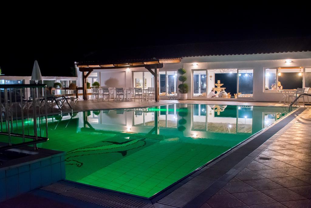 Kasapakis Hotel & Apartments Limenas Chersonisou Exterior foto